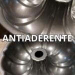 Forma Antiaderente de Pudim e Bolo com Furo Central Tipo Bundt